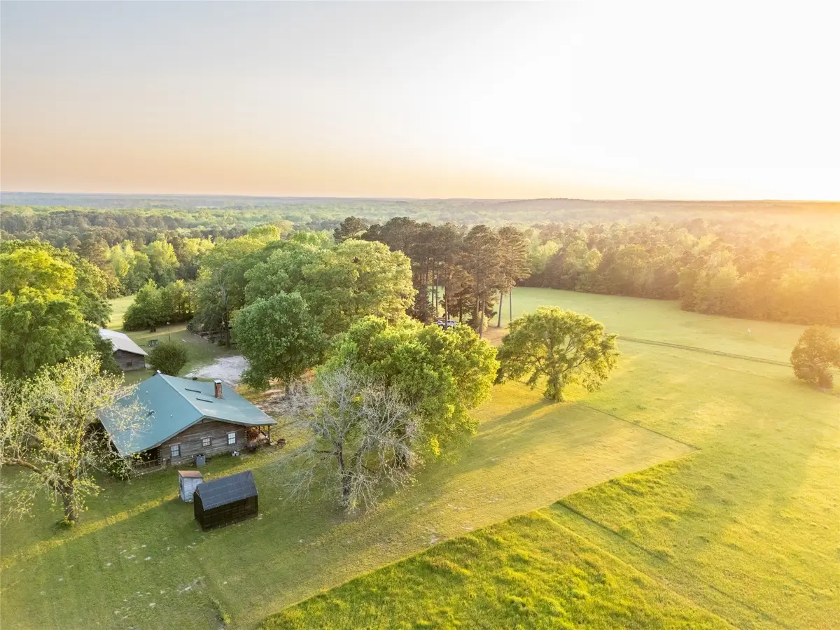 2626 County Rd 2621, Marietta, TX 75566 - Image #1