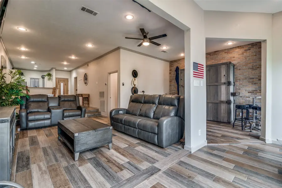 452 Yacht Club Drive #A, Rockwall, TX 75032 - Image #3