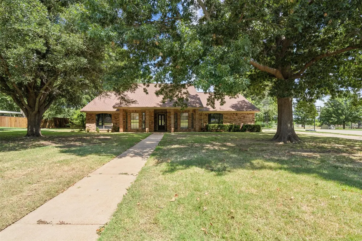 105 Tanglewood, Stephenville, TX 76401 - Image #1