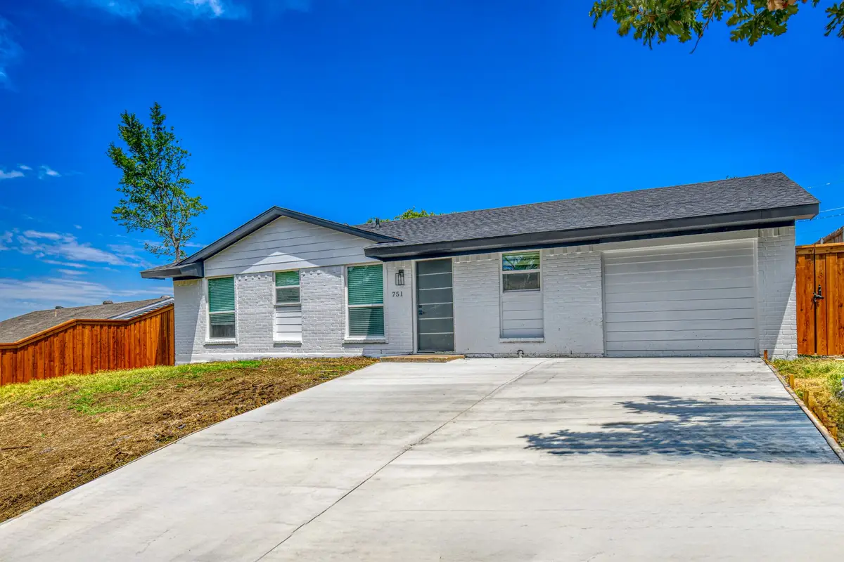 751 Botany Bay Drive, Dallas, TX 75211 - Image #1