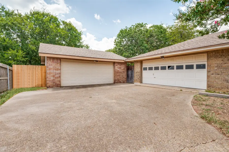 405 Shadowwood Trail, Ovilla, TX 75154 - Image #2