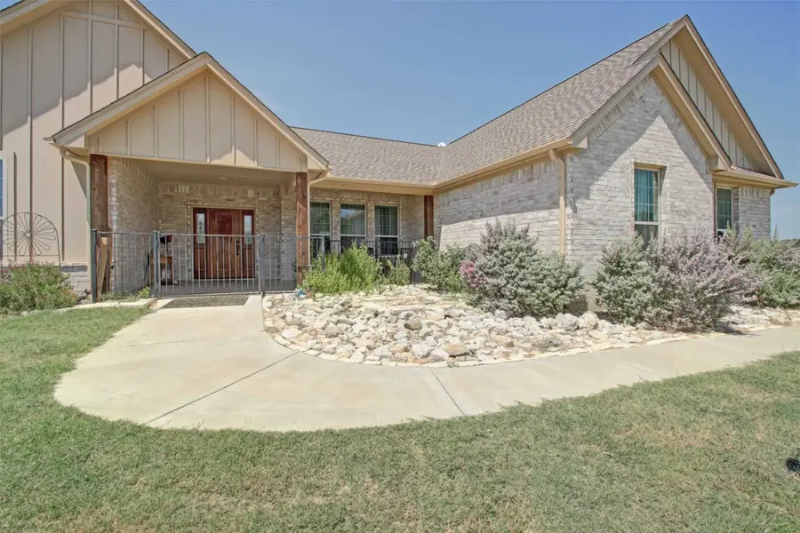 8789 Hutcheson Hill Road, Springtown, TX 76082 - Image #3
