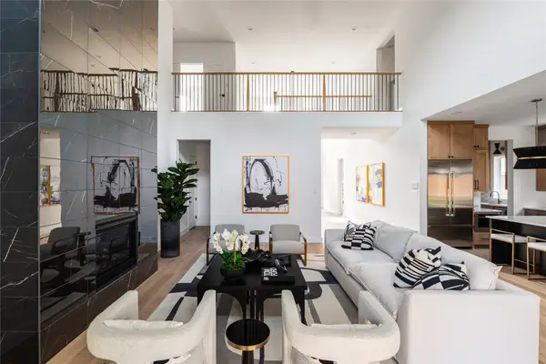 525 Classen Drive, Dallas, TX 75218