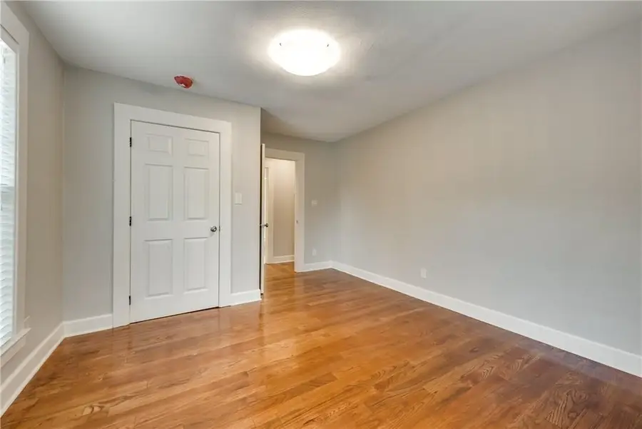 1218 W Clarendon Drive, Dallas, TX 75208 - Image #2