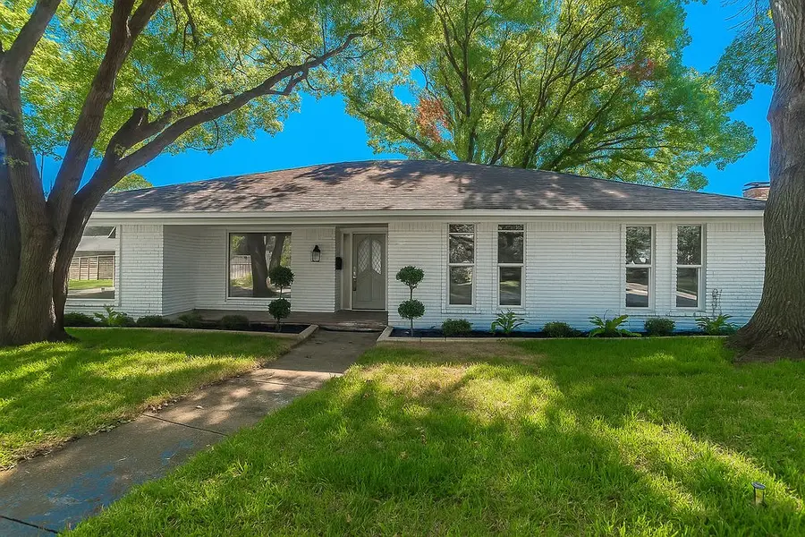 8808 Echo Valley Drive, Dallas, TX 75243 - Image #2