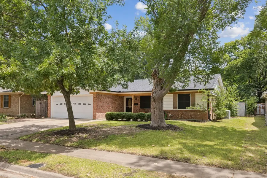 2321 Diana Drive, Sherman, TX 75092 - Image #2