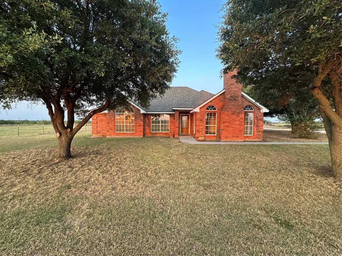 1177 Plover Circle, Ponder, TX 76259 - Image #1