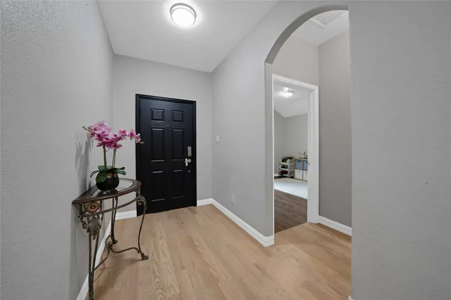 6214 Teague Drive, Dallas, TX 75241 - Image #2