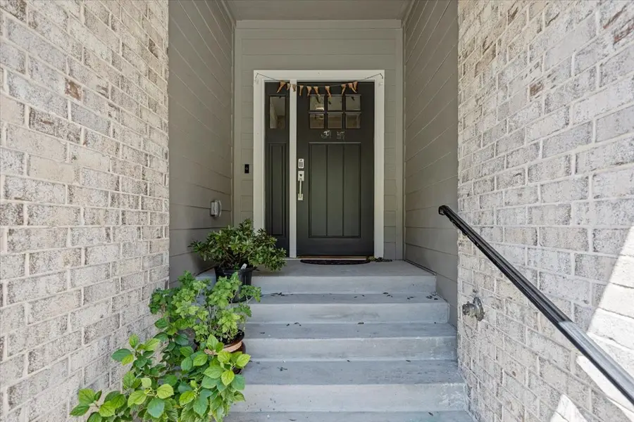 108 Canonbury Drive, Lewisville, TX 75067 - Image #3