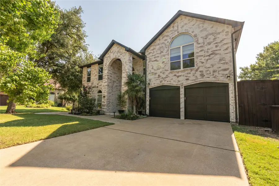 583 Oakbend Drive, Coppell, TX 75019 - Image #2