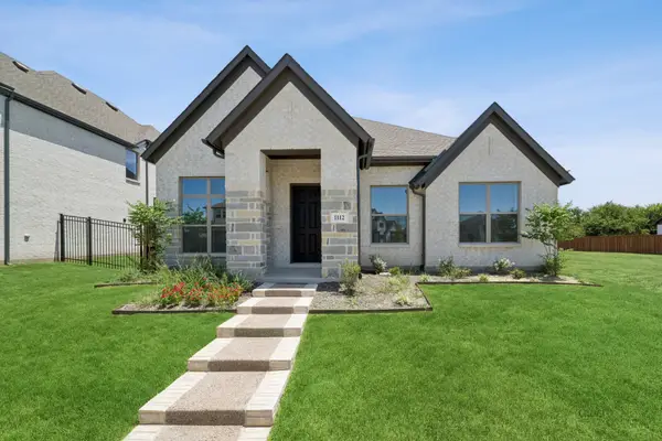 1112 Rosemary Lane, Crowley, TX 76036