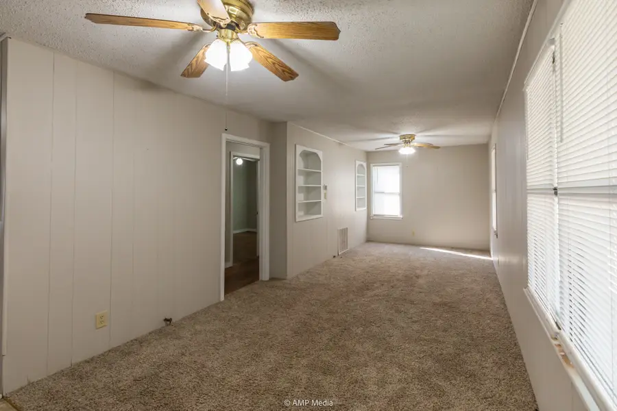 517 NW J Avenue, Hamlin, TX 79520 - Image #3