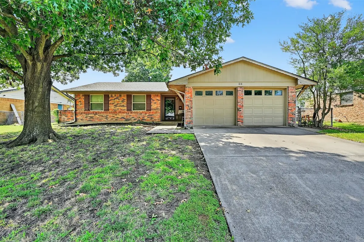 818 Patricia Drive, Sherman, TX 75090 - Image #1