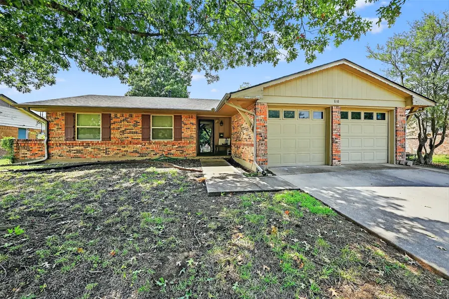 818 Patricia Drive, Sherman, TX 75090 - Image #2