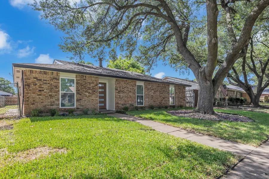 6217 Alta Oaks Drive, Garland, TX 75043 - Image #2