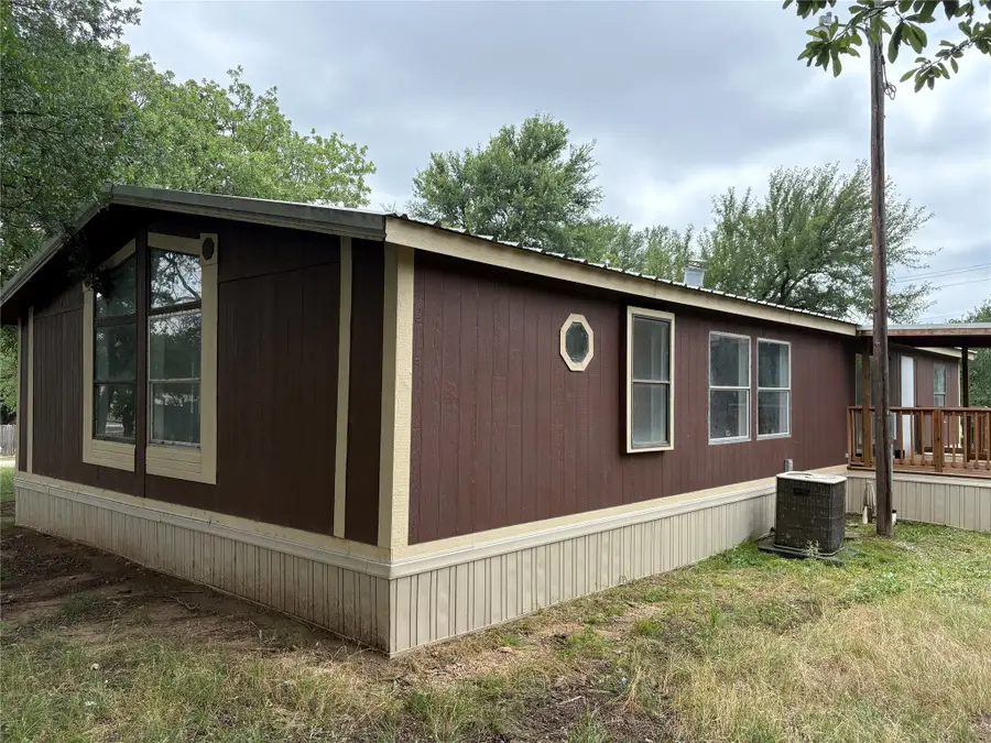 130/136 Atwood Road, Granbury, TX 76049 - Image #3