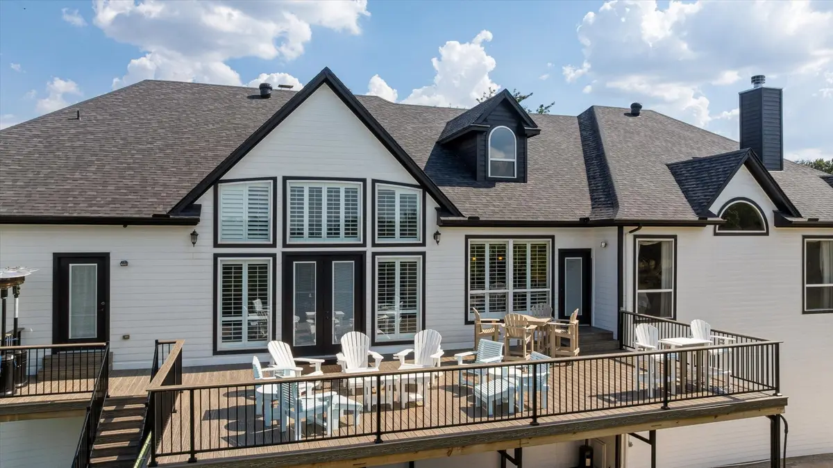 6410 Westover Drive, Granbury, TX 76049 - Image #1