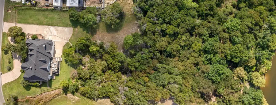 6410 Westover Drive, Granbury, TX 76049 - Image #3