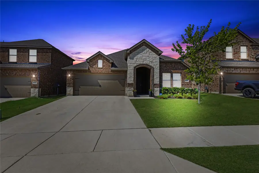 3257 Trails End Road, Aubrey, TX 76227 - Image #2