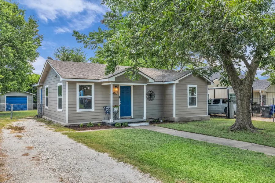 3816 Charlton Avenue, Waco, TX 76711 - Image #2