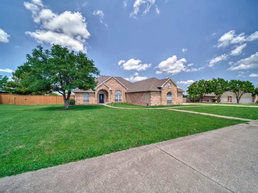 1225 E Remington Park Drive, Talty, TX 75160 - Image #3