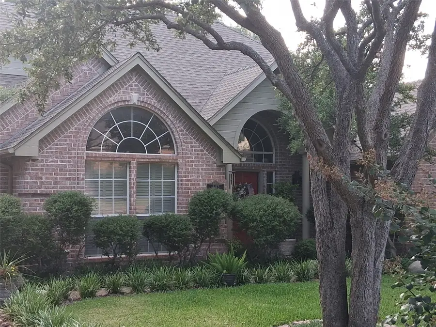 5112 Independence Avenue, Arlington, TX 76017 - Image #2