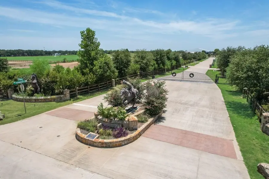 521 Martingale Trail, Oak Point, TX 75068 - Image #2