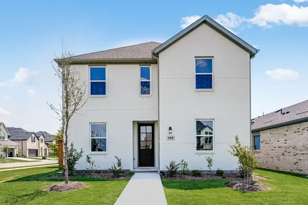 100 North Sky Drive, Celina, TX 75009