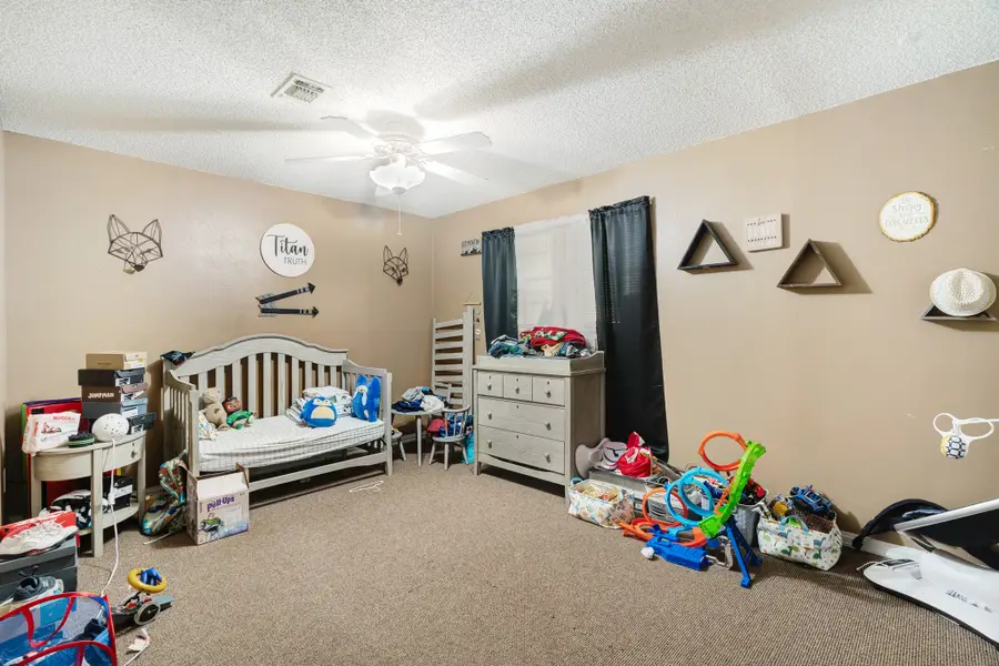 1705 W Taylor Street, Clarksville, TX 75426 - Image #3