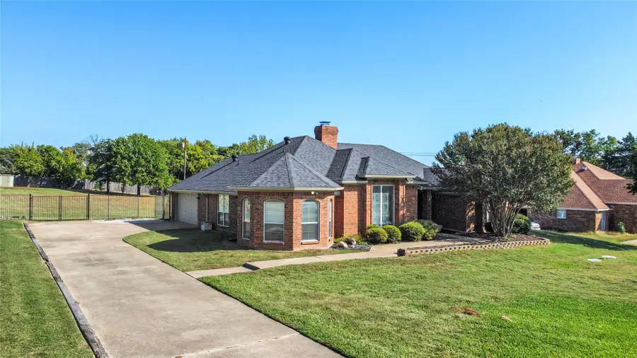 810 Waite Dr., Lewisville, TX 75077 - Image #3