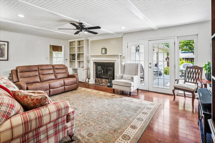 13429 Spring Grove Avenue, Dallas, TX 75240 - Image #3