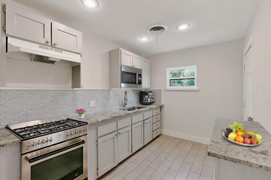 1609 Biggs Terrace, Arlington, TX 76010 - Image #2