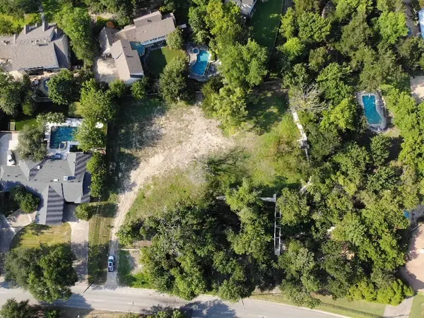 7121 Spring Valley Road, Dallas, TX 75254