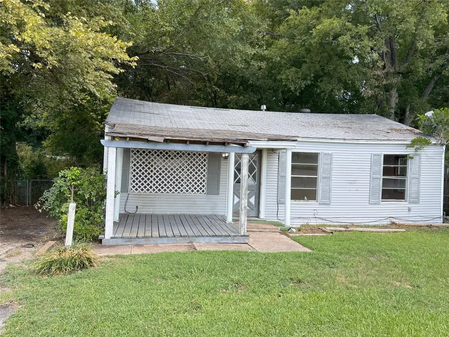 415 Johnson Street, Wilmer, TX 75172 - Image #3