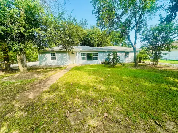 801 N Hwy 34, Kaufman, TX 75142