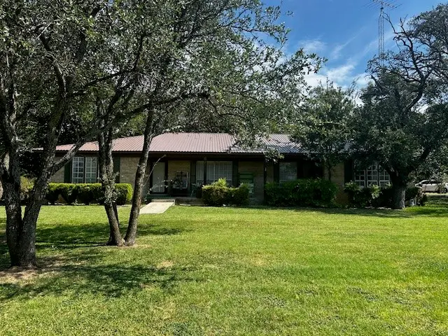 320 County Road 401, Comanche, TX 76442 - Image #1