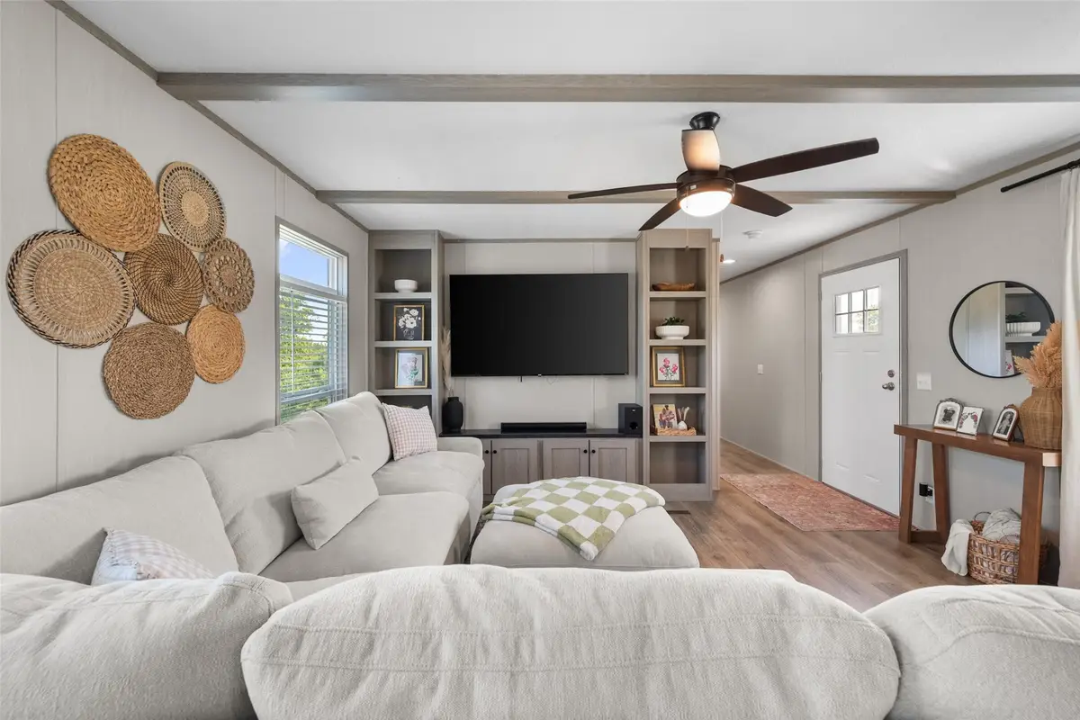 421 S Garitty Street, Frost, TX 76641 - Image #1