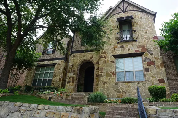 112 Aransas Drive, Irving, TX 75039