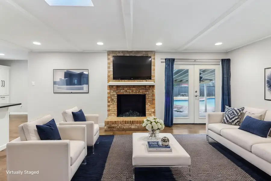 13745 Rolling Hills Lane, Dallas, TX 75240 - Image #3