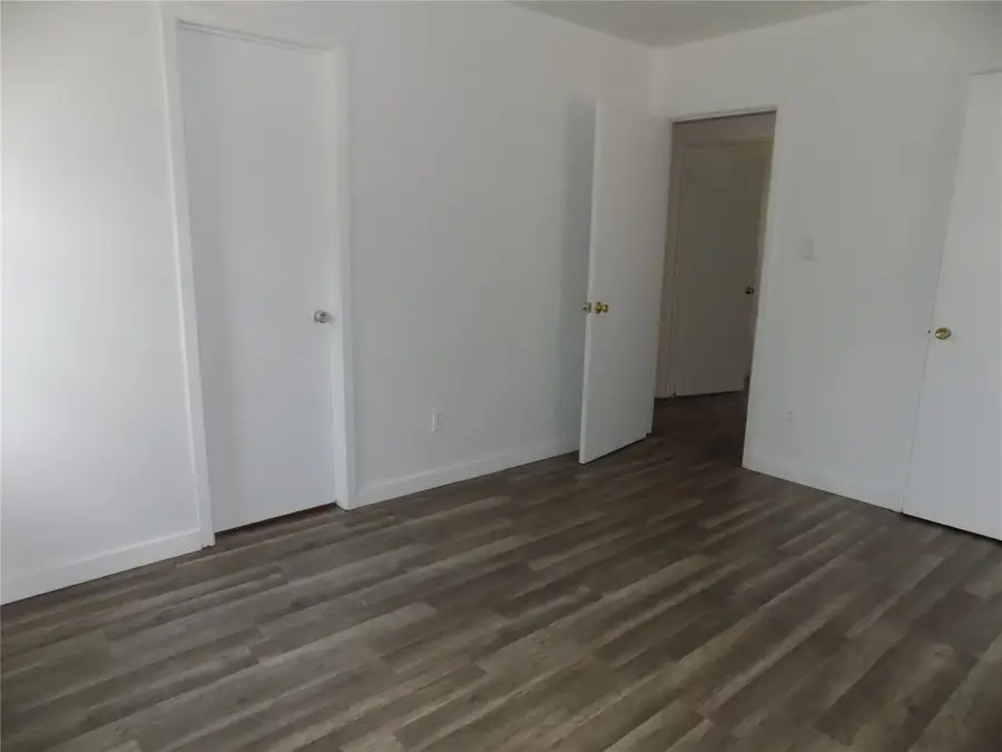 2225 Meadow, Irving, TX 75060 - Image #3