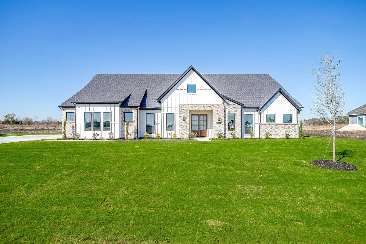 2240 Tutt Trail, Waxahachie, TX 75167 - Image #1