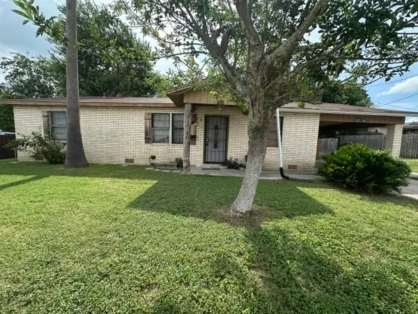 405 S 9th Street, Kenedy, TX 78119