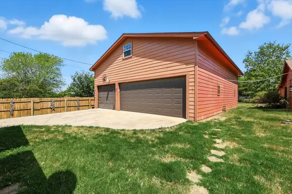 905 Clearview Street, Krum, TX 76249