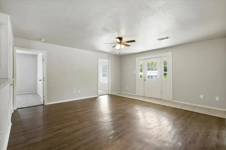 107 S Crawford Street, Denton, TX 76205 - Image #3
