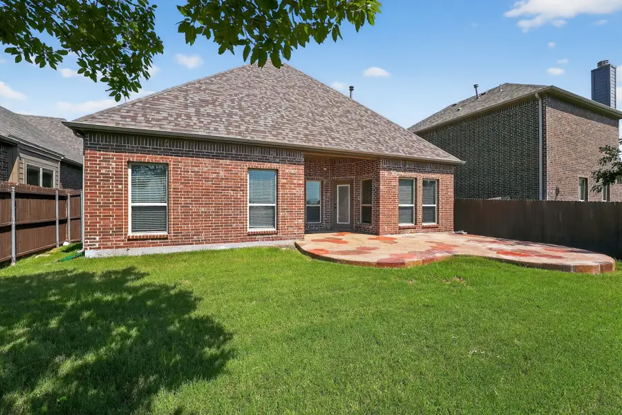 312 Fisk Lane, McKinney, TX 75072 - Image #2