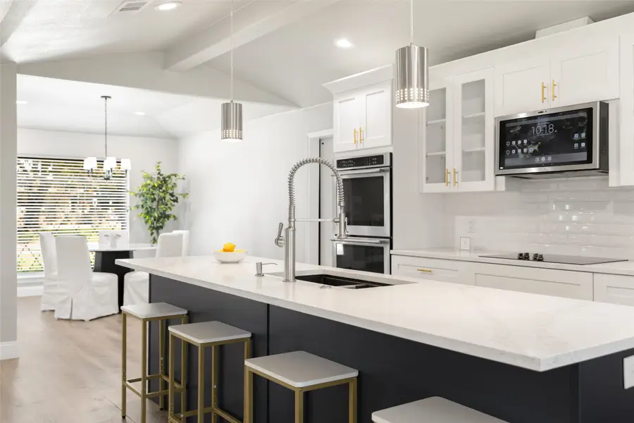 6350 Glennox Lane, Dallas, TX 75214 - Image #2