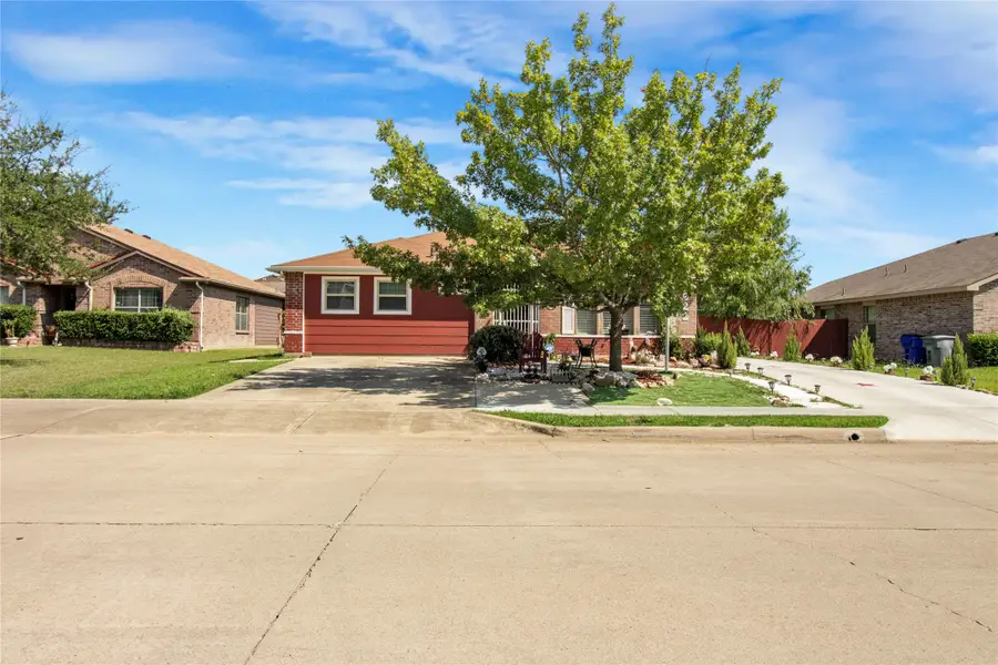 922 Hannah Way, Dallas, TX 75253 - Image #2