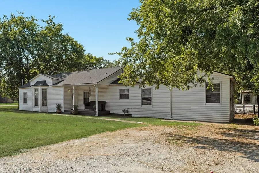 1520 Olive Street, Gainesville, TX 76240 - Image #3