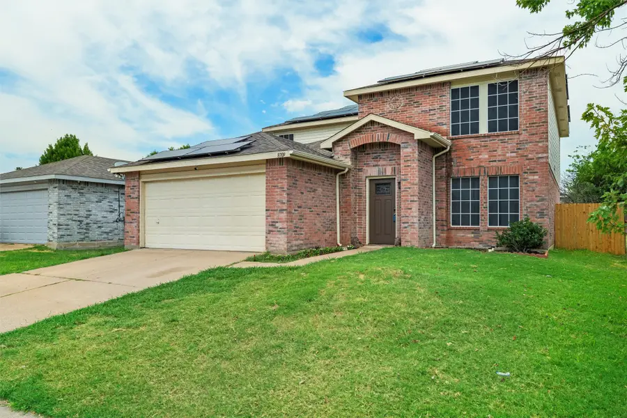 8709 Hunters Creek Drive, Fort Worth, TX 76123 - Image #2