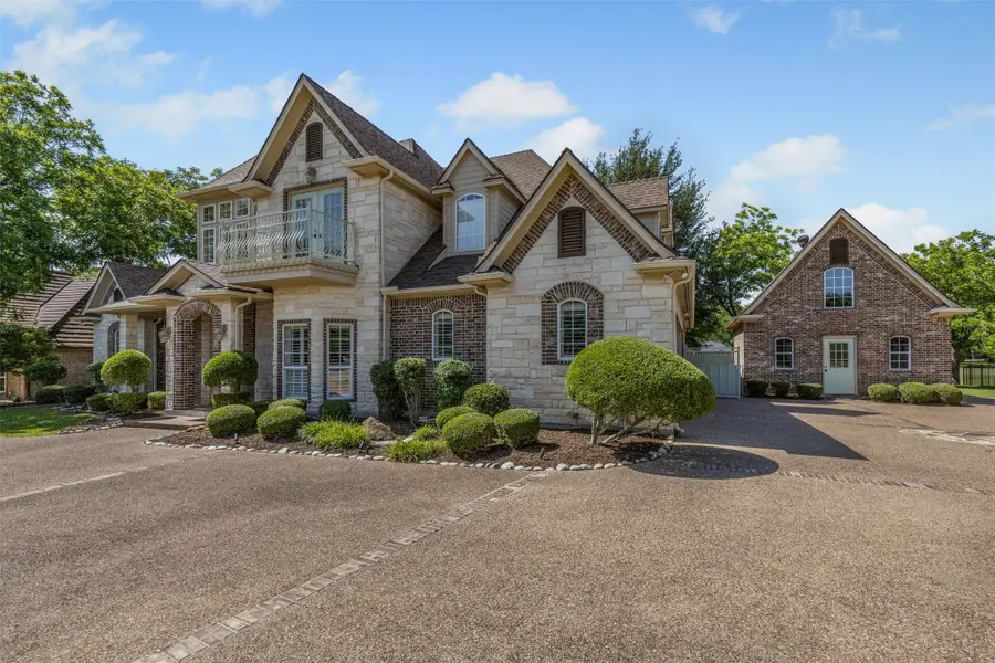 5809 Nutcracker Drive, Granbury, TX 76049 - Image #3